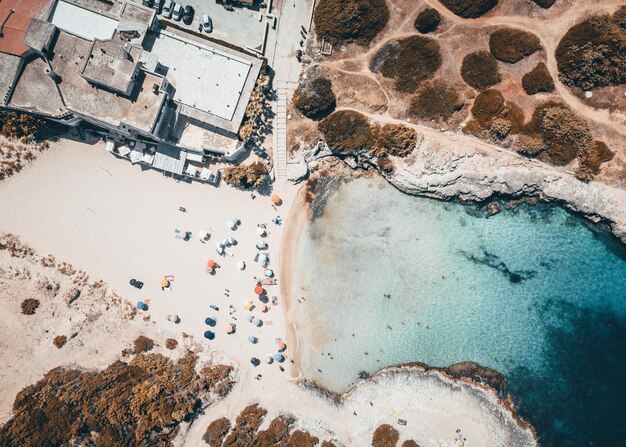 Photo high angle view of rocks on beach