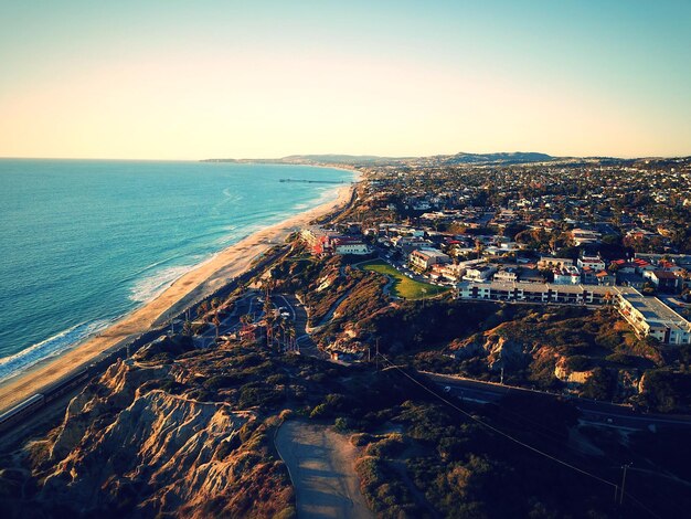 Photo high angle view of sea against clear sky