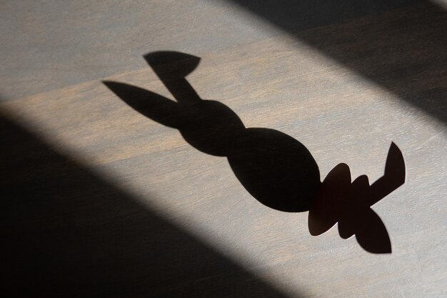 Photo high angle view of shadow on table