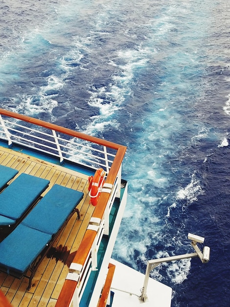 Photo high angle view of ship in sea