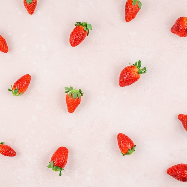 Photo high angle view of strawberries on white background