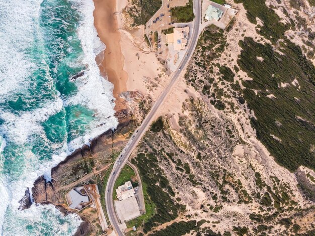 Photo high angle view of swimming pool by sea