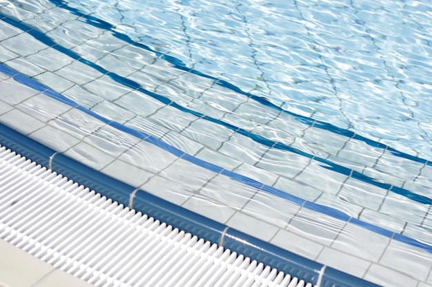 Photo high angle view of swimming pool