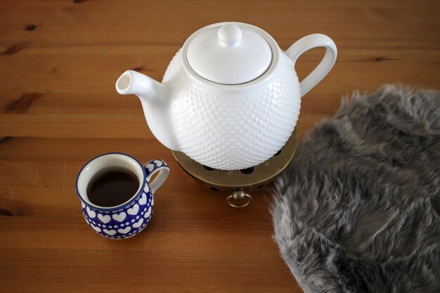 Photo high angle view of tea cup on table