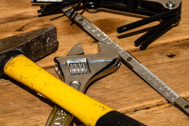 Photo high angle view of tools on table