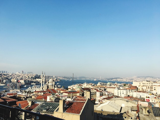 Photo high angle view of townscape against clear blue sky