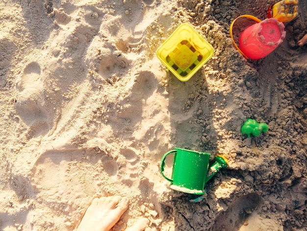 Photo high angle view of toy on sand at beach