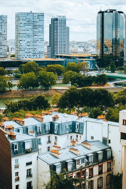 도시 의 나무 와 건물 들 의 높은 각도 의 시각