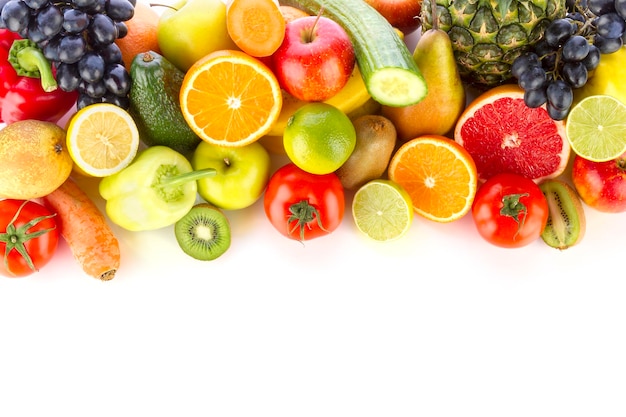 Photo high angle view of various fruits and vegetables on white background