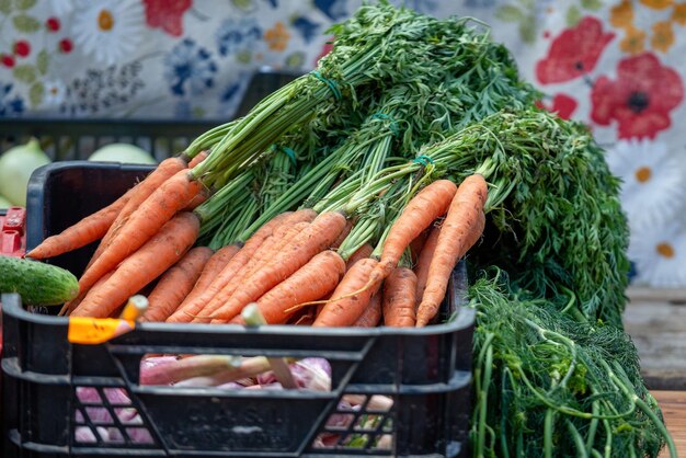 市場での野菜の高角度のビュー