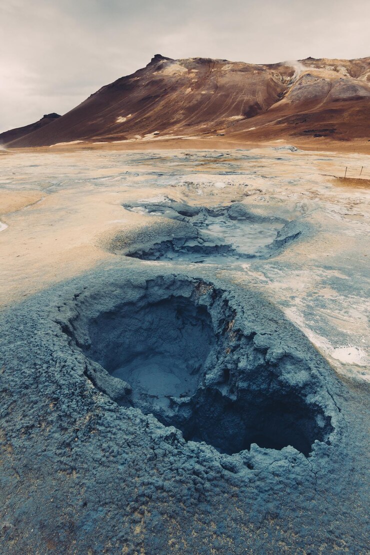 Photo high angle view of volcanic landscape
