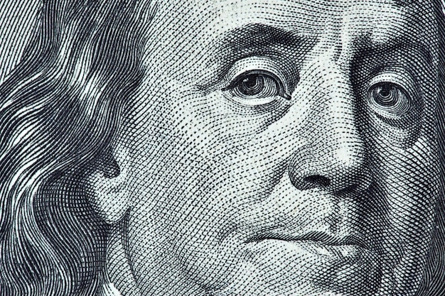 Photo high definition benjamin franklin portrait from 100 dollars banknote