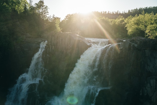 High Falls op de Pigeon River de grens tussen Ontario Canada en Minnesota Verenigde Staten