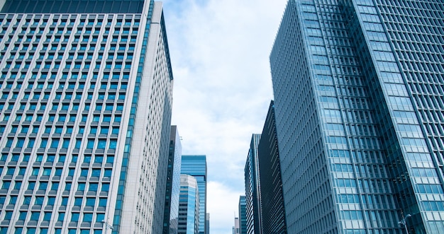 写真 高層ビルと青い空 - 日本の東京