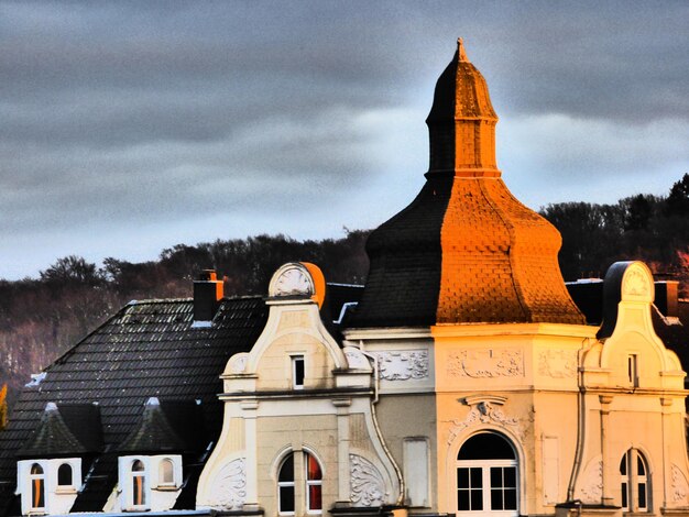 Photo high section of church against sky