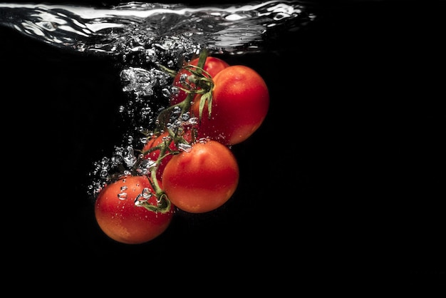 High speed photography tomato splash in water