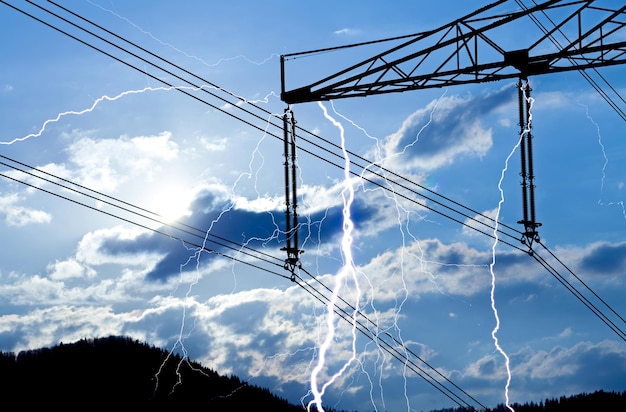 High voltage electric power lines with lightnings