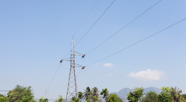 高電圧電気パイロン