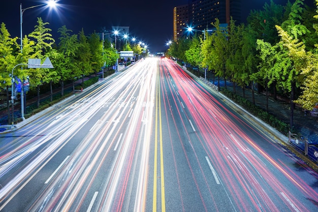 Foto autostrada di notte