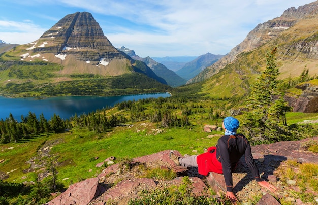 Escursione nel glacier national park, montana