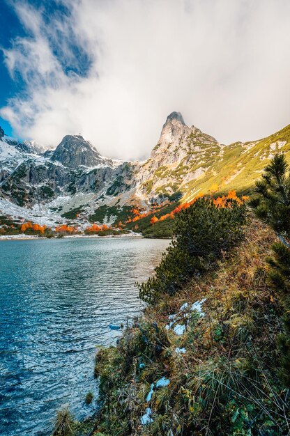 Hiking in national park high tatras hiiking from white lake to\
green lake in the mountain landscape zelene pleso slovakia