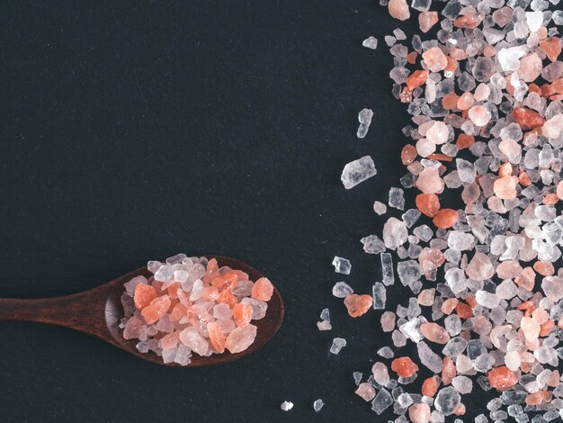 Фото himalayan pink salt in crystals