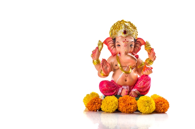 Hindoe God Ganesha. Ganesha Idool op wit.