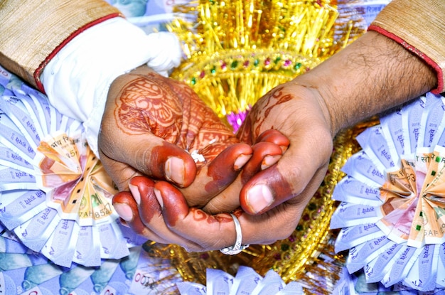 Foto hindoe huwelijksceremonie