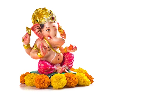 힌두교 신 가네샤. 흰색 코끼리 우상입니다.