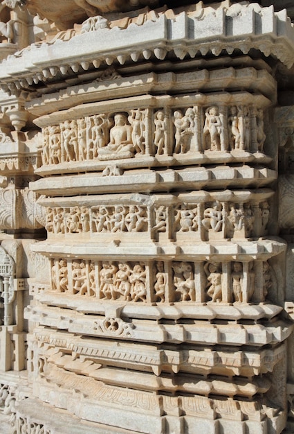 Photo hinduism ranakpur temple fragment