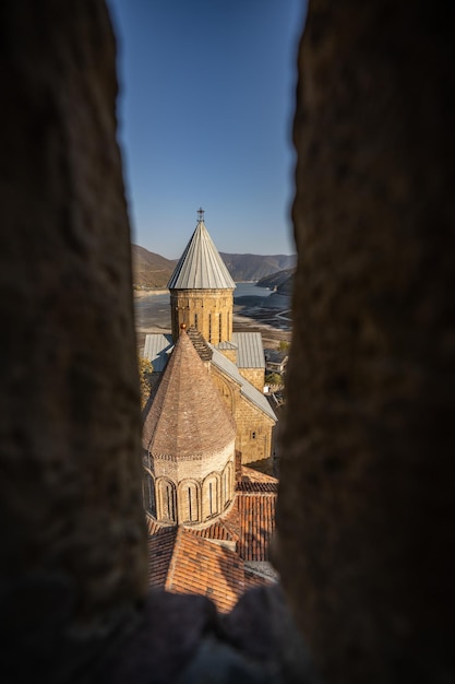 Foto edificio storico contro il cielo