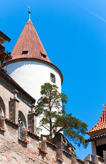 Historisch middeleeuws Krivoklat-kasteel in Tsjechië