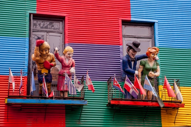 Foto historische figuren en personages uit caminito buenos aires argentinië