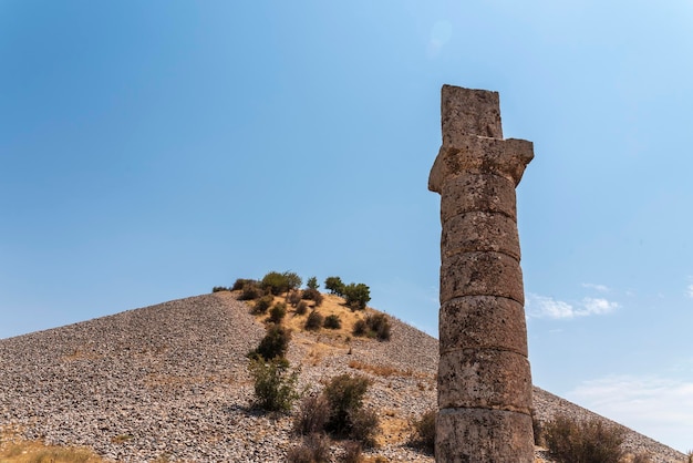 Historische Karakus Blackbird Tumulus in Adiyaman, Turkije voor koningin Isias en prinsessen Antiochis