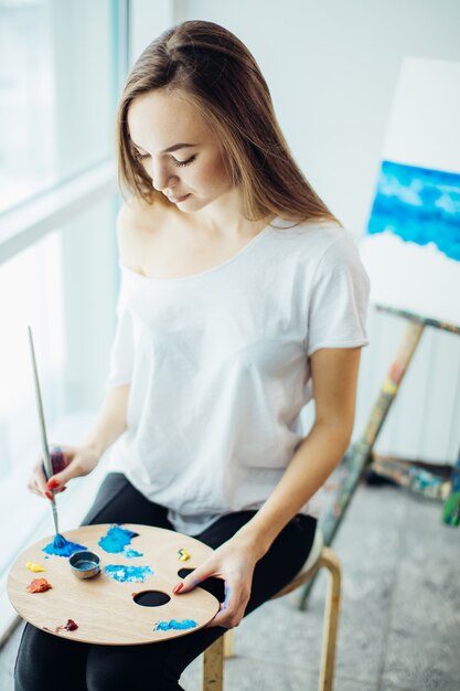 Hobby, vrije tijd, schone kunsten en olieverf. Fine Art School lessen