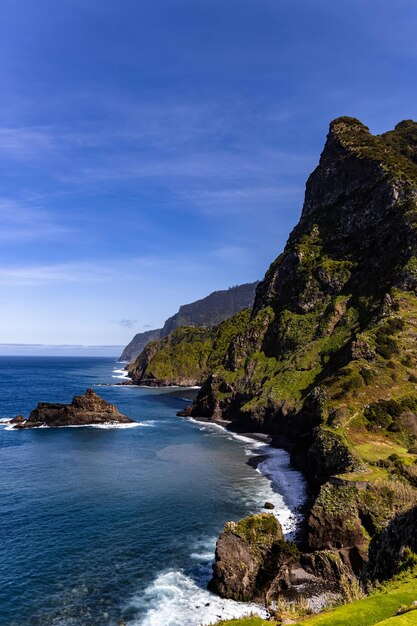 Hoge kliffen van Madeira Portugal