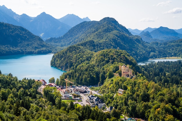 Hohenschwangau en Alpsee, Beieren, Duitsland