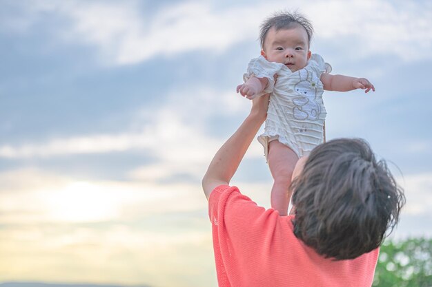 Hokkaido's wijde lucht aarde en ouders en kinderen