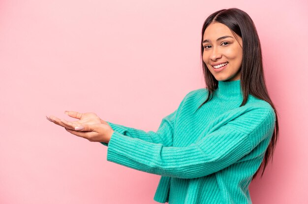 Holding a copy space on a palm