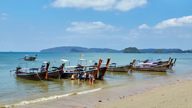 タイの休日美しいクラビの島