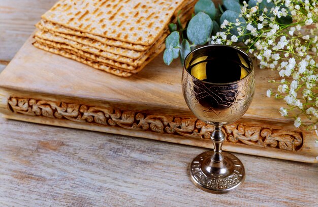 Torah ebreo del pane di pesach di pasqua del matzoh di celebrazione di festa