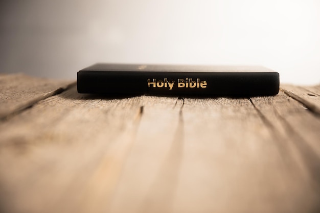 Photo holy bible on table