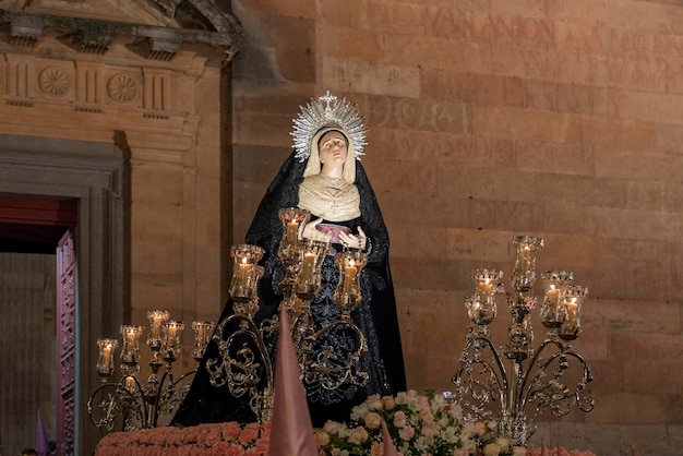 写真 聖水曜日の行列 スペイン サラマンカの聖週間