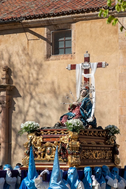 写真 スペイン サラマンカの聖週間の行列