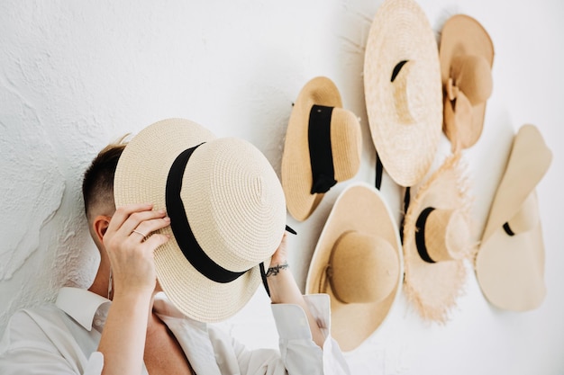 Home decor and interior design straw hats like interior decorate the walls in apartment