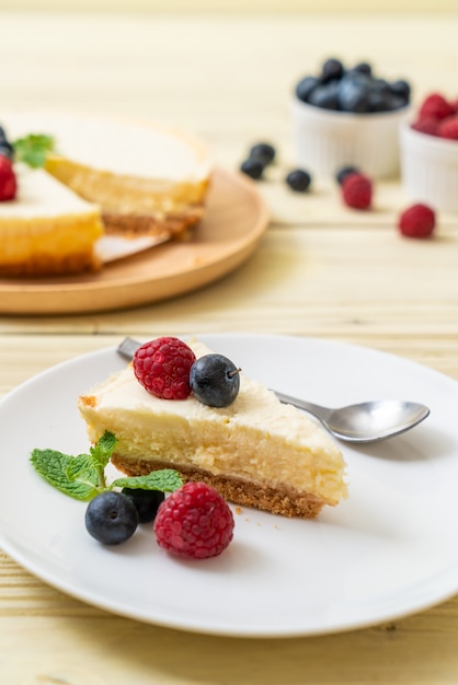 Homemade cheesecake with raspberries and blueberries 