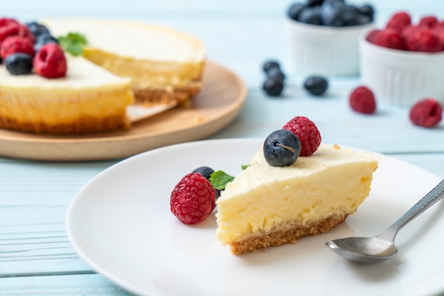 Homemade cheesecake with raspberries and blueberries 