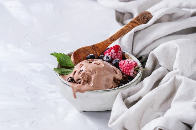 自家製チョコレートアイスクリーム