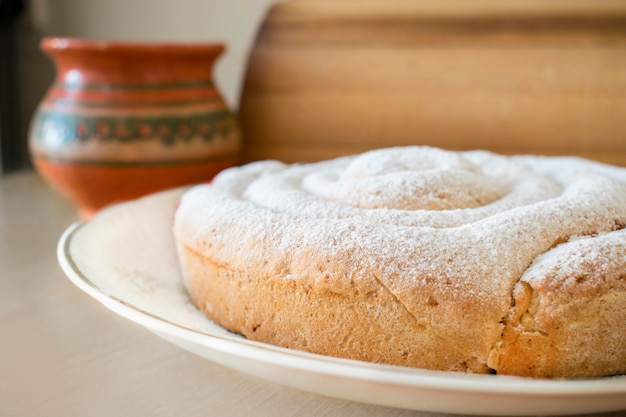 Foto torta di ciliegie rustica deliziosa fatta in casa