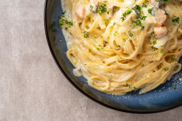 homemade fettuccine pasta with white cream sauce